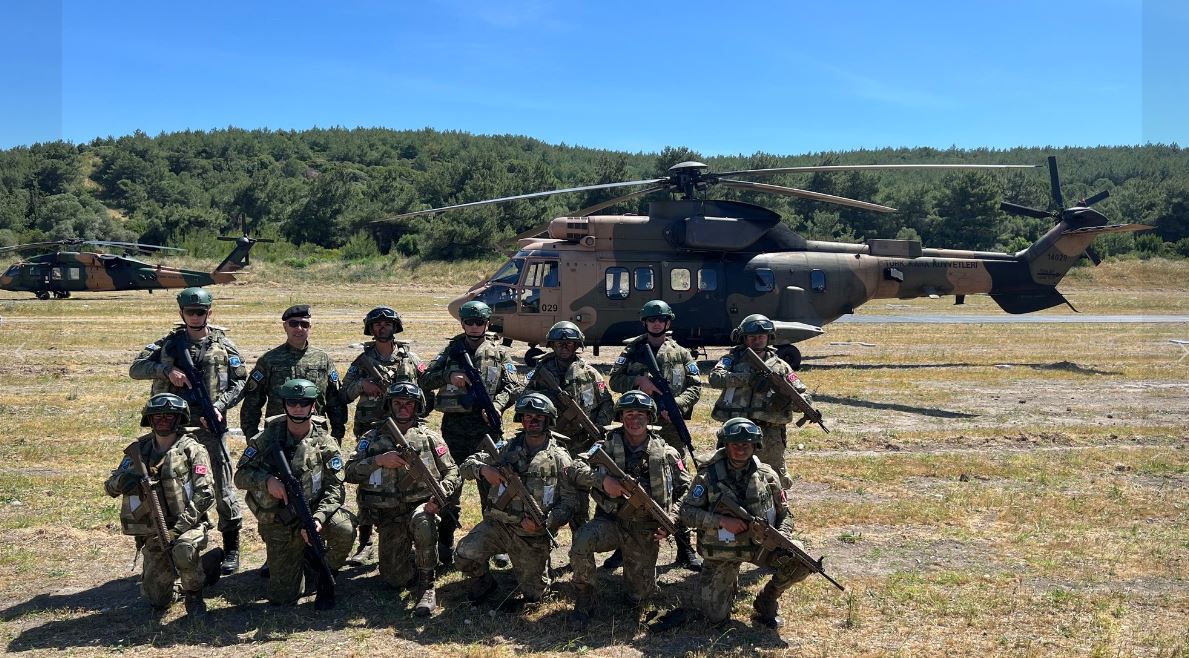 Ushtrimet  Efes 24  në Izmir të Turqisë  fotografi të ushtarëve të Kosovës nga trajnimi