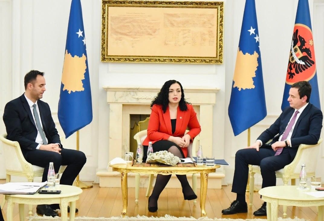 Osmani Kurti E Konjufca Nesër Organizojnë Pritje Të Përbashkët Për 25