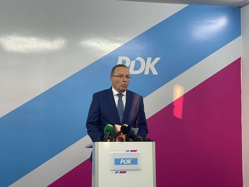 Bedri Hamza  S ka vendim brenda PDK së për përjashtim të Ramiz Lladrovcit  jam i bindur që do të vazhdojmë bashkë