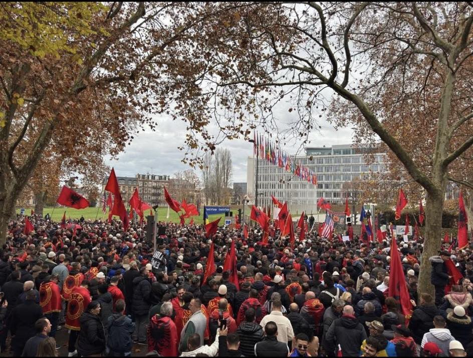 Protesta në Strasburg  OVL e UÇK së falënderon pjesëmarrësit dhe ata që s kanë mundur të shkojnë