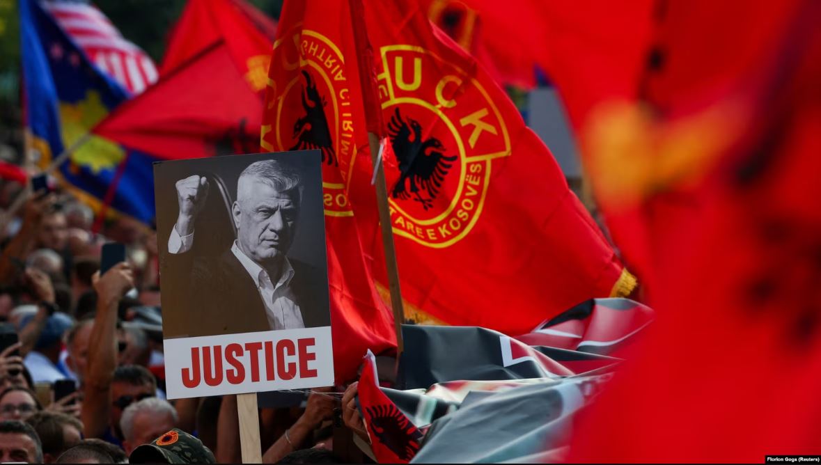 Dy rrëfime  një vendim  Si do të mbahet mend UÇK ja 