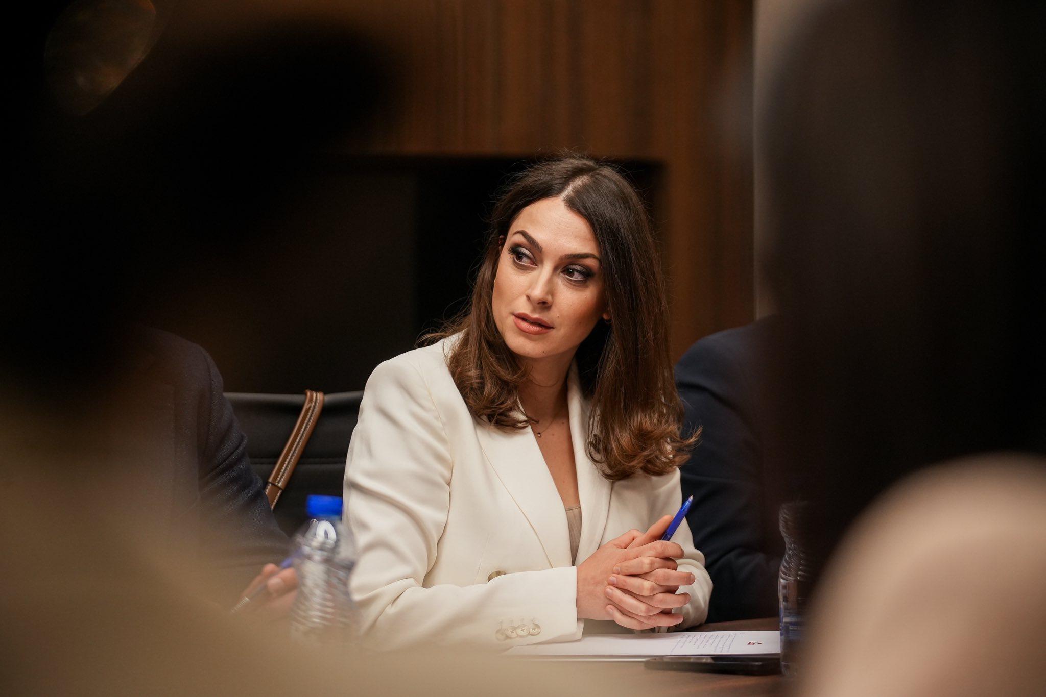 Kica Xhelili  Abdixhiku kishte kërkuar konsensus politik për tejkalimin e barrierave ligjore