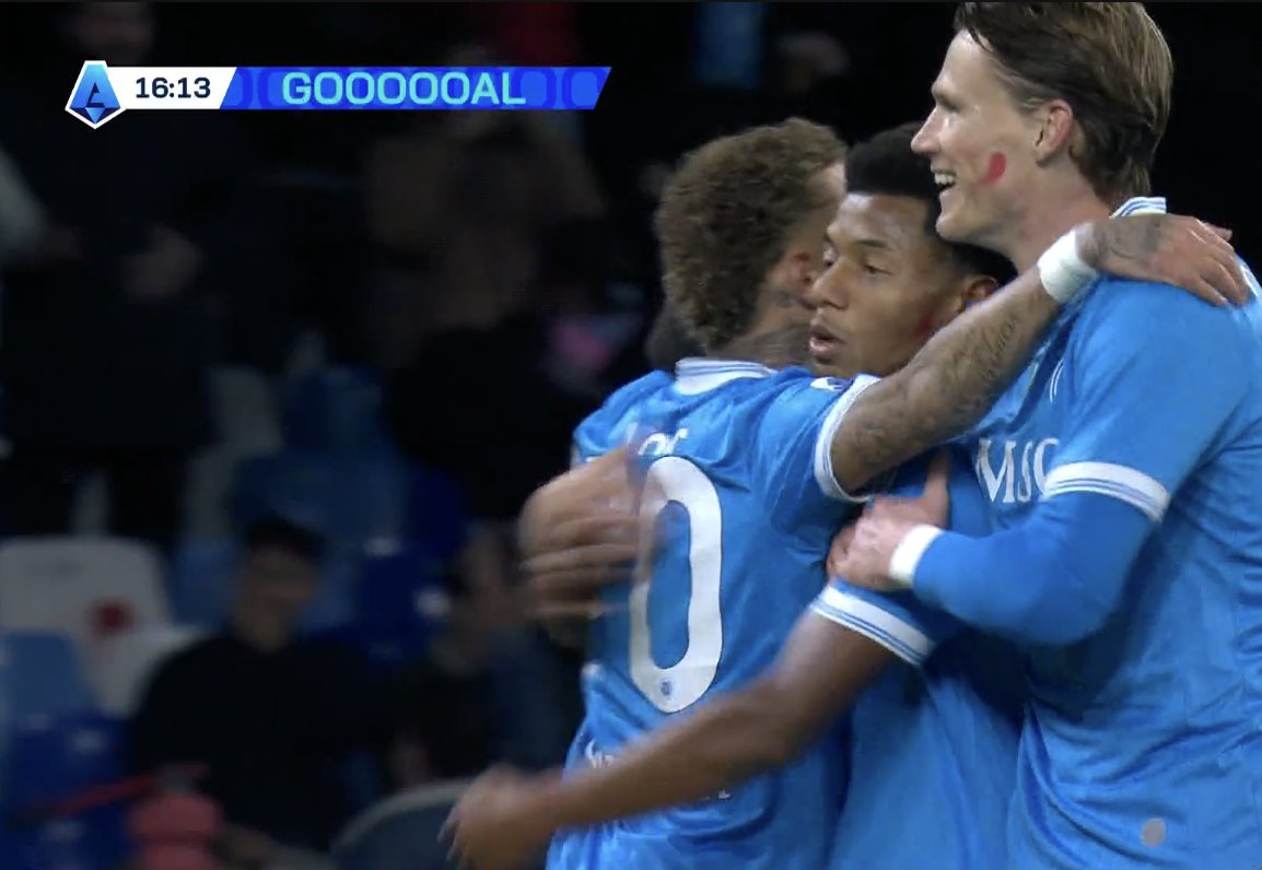 Gol i bukur nga Neres  Napoli në avantazh ndaj Atalantas