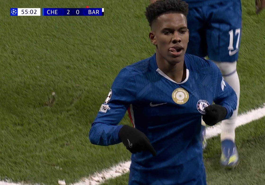 I jashtëzakonshëm Estevao  realizon supergol ndaj Barcelonës