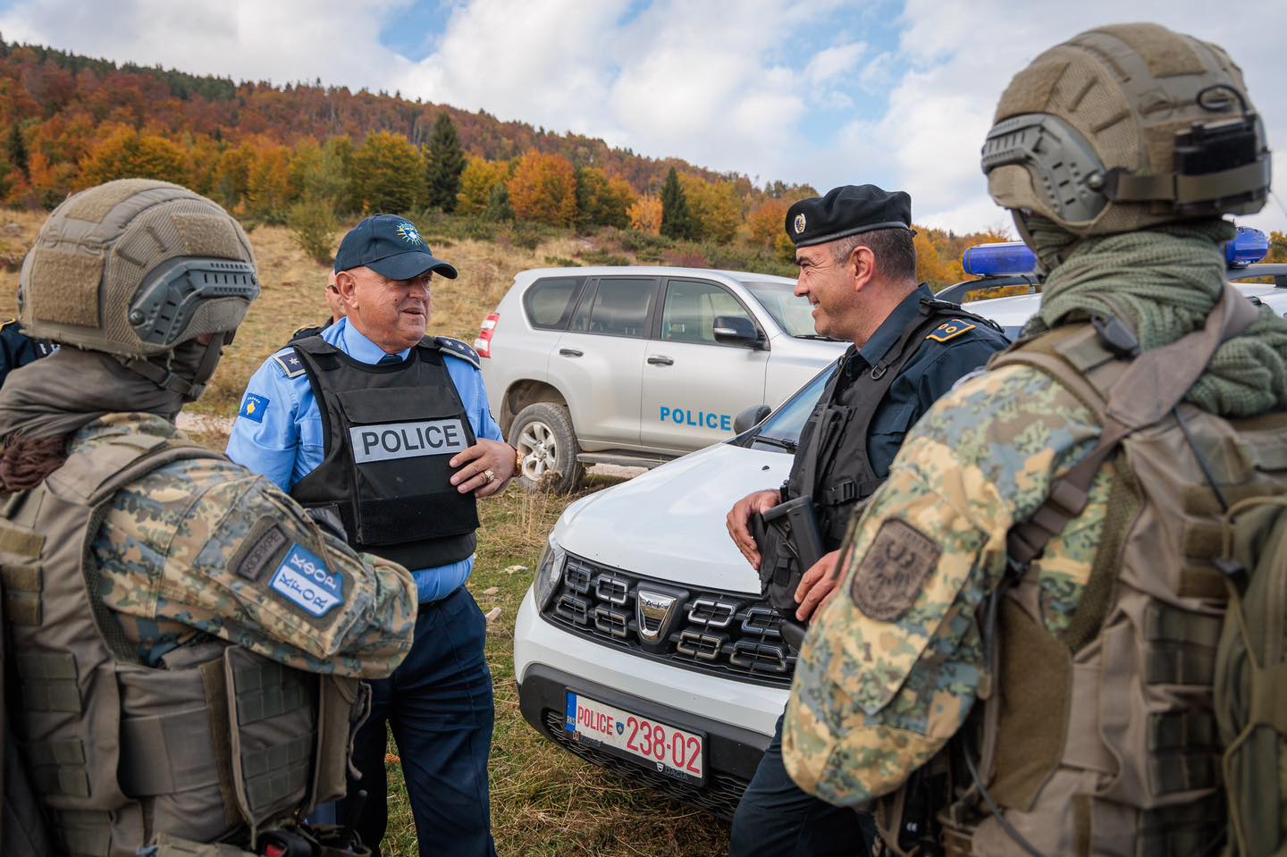 KFOR i dhe Policia e Kosovës gjejnë 10 detonatorë në Leposaviq