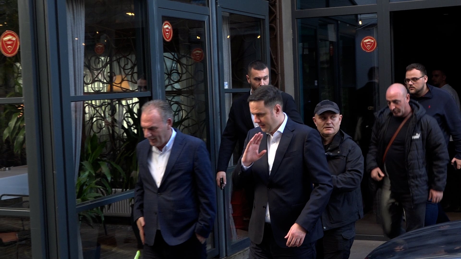 Abdixhiku ia hap derën Fatmir Limajt për koalicion parazgjedhor