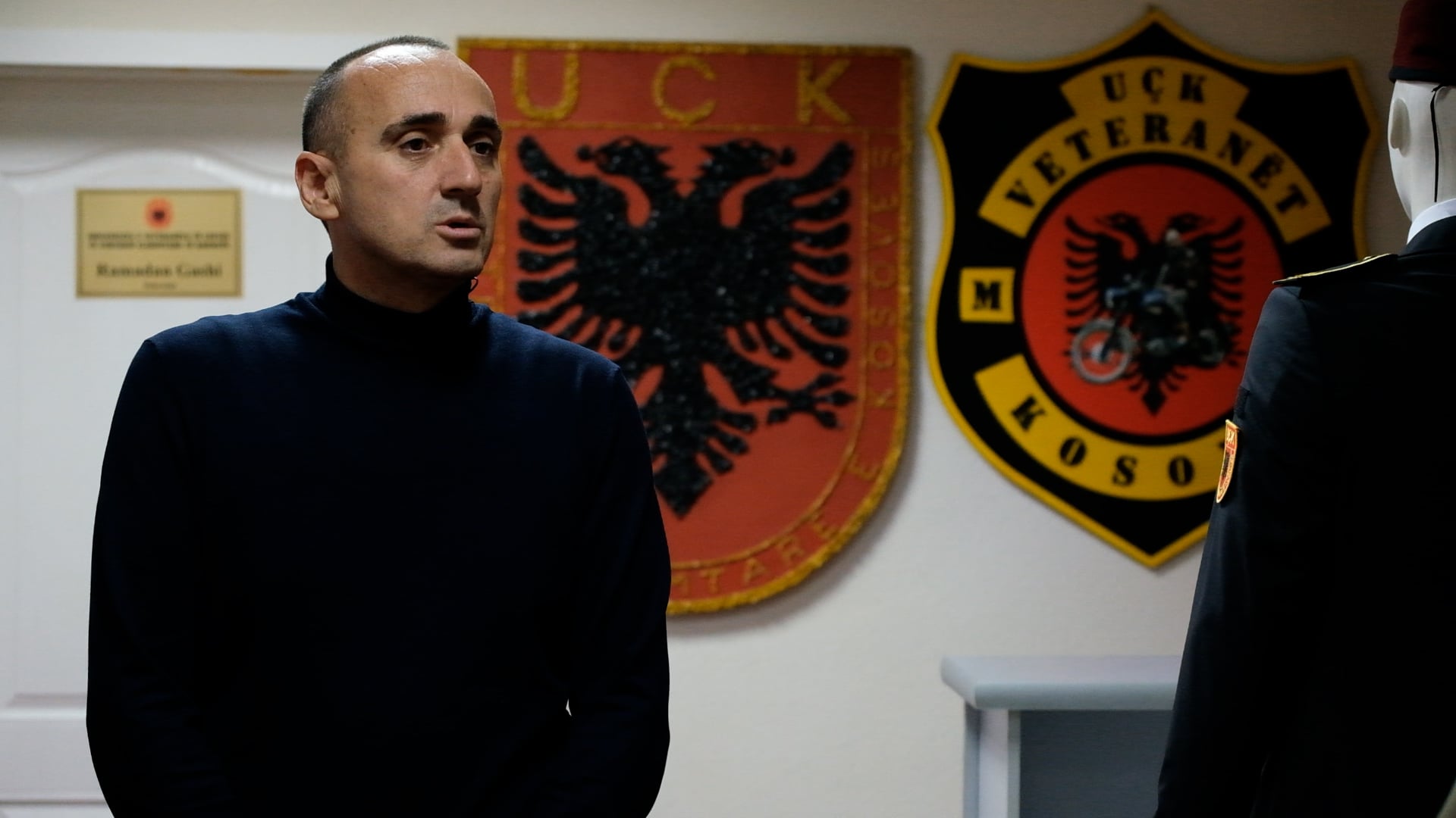 Arrestimi i ish ushtarit të UÇK së në Serbi  Syla  Akuzat e Serbisë për përfshirjen e tij në krime janë të pabaza dhe politike