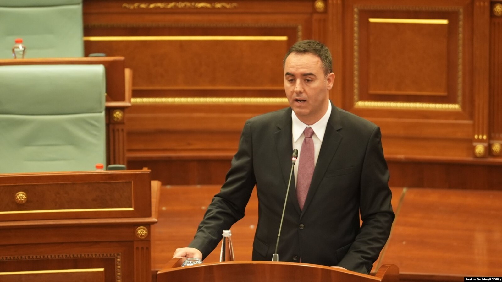 Kabineti i propozuar nga Konjufca  Kurti kryediplomat  Basha zëvendësohet me Bislimin