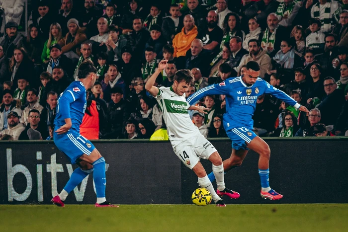 Real Madrid ndalet nga Elche  diferenca me Barcelonën vetëm një pikë