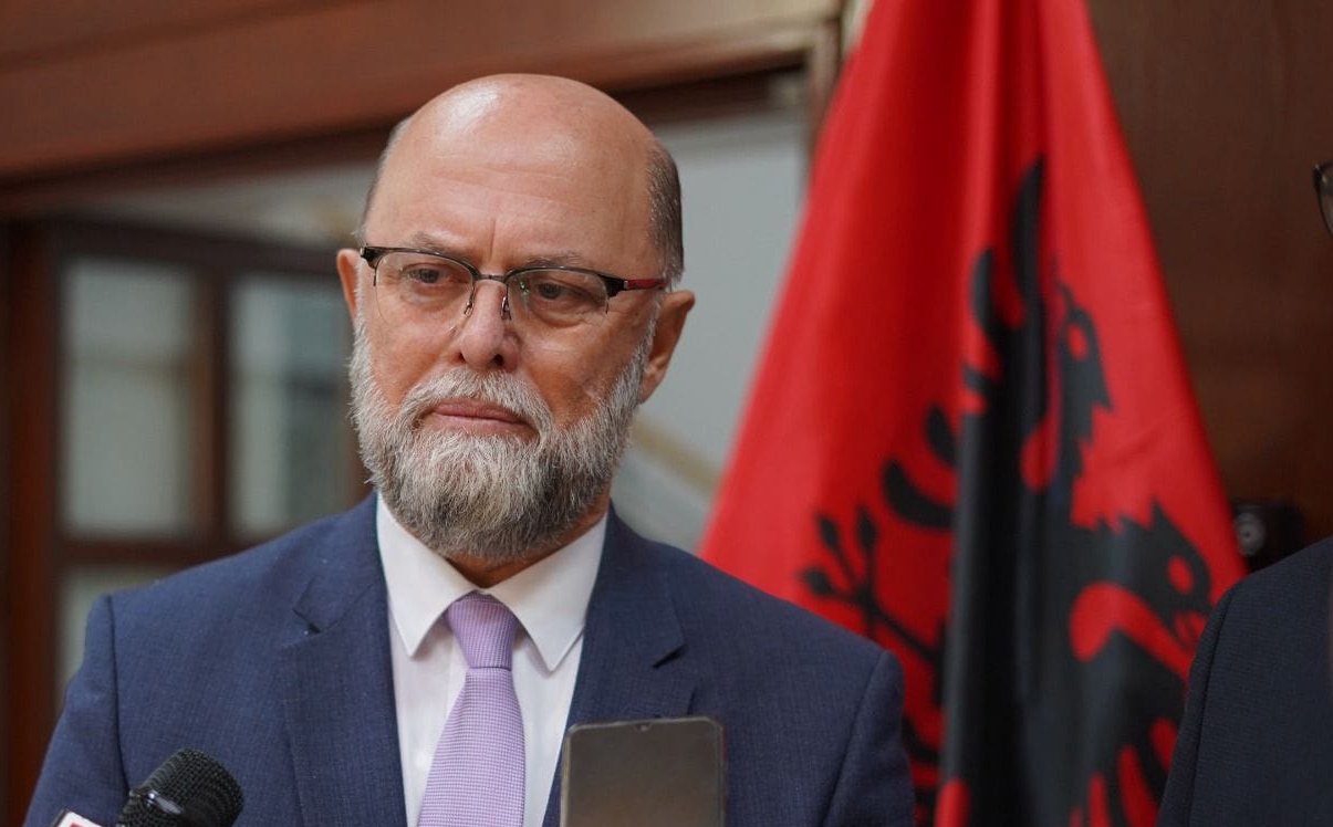 Ambasadori Malaj  Kosova është investitori më i madh në Shqipëri  sot ndihem si vëlla i madh