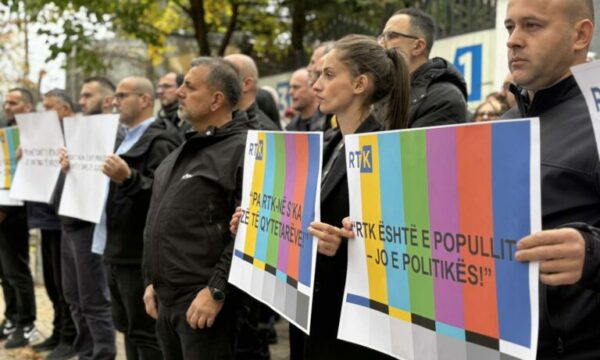 RTK në krizë financiare  BE përsërit paralajmërimet për Kosovën