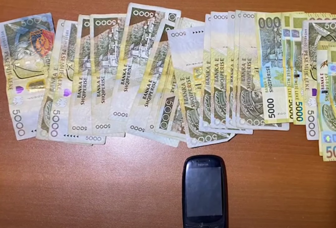 Librazhd  Me valium dhëndri vuri në gjumë çiftin e moshuar  më pas ua vodhi paratë