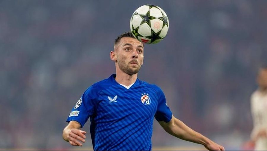 arber-hoxha-ne-mesin-e-kandidateve-per-cmimin-e-lojtarit-te-muajit