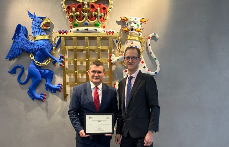 britania-vlereson-dumanin-per-luften-kunder-krimit-te-rende-dhe-te-organizuar