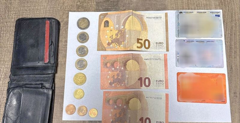 Qytetari nga Shtimja e dorëzon në polici portofolin me para