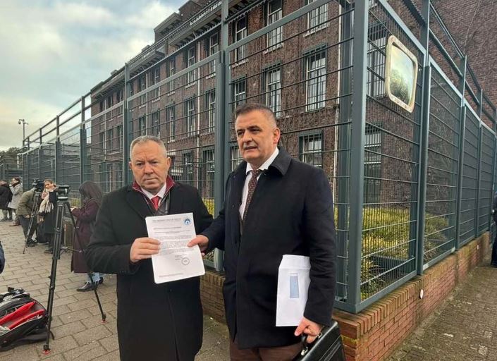 OVL UÇK  Një rezolutë e mbështetur nga 30 deputetë zviceranë i adresohet Dhomave të Specializuara